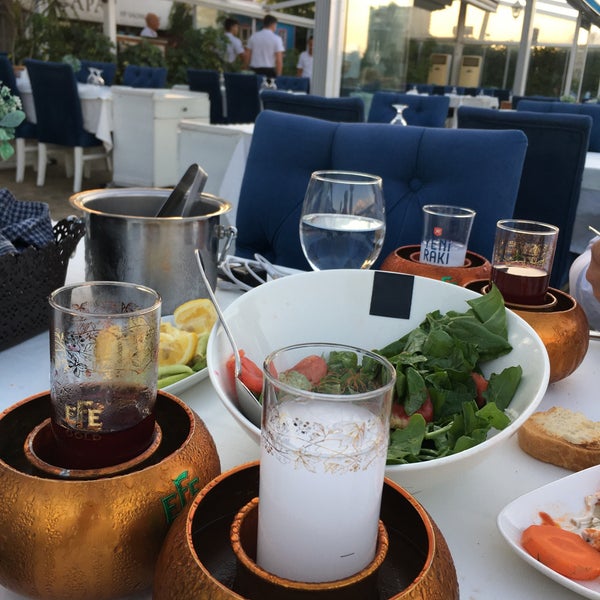 Foto tomada en Çapa Restaurant  por Fatih B. el 7/21/2022