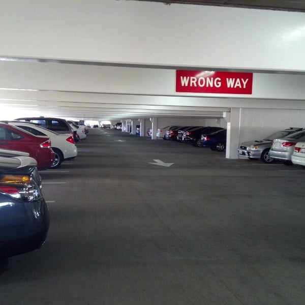 4th Street (West) Garage SJSU - San Jose State University - 6 tips