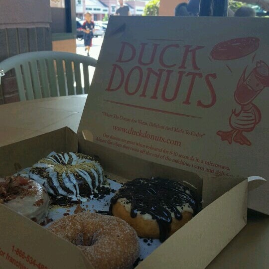Photo taken at Duck Donuts by Carol Ann on 8/8/2016