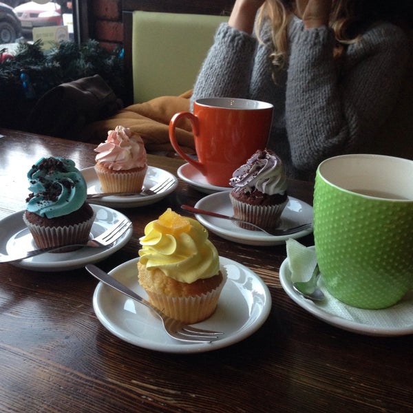 Foto diambil di Cup&amp;Cake / Кап&amp;Кейк oleh Sophie pada 12/30/2015