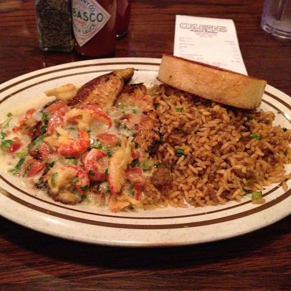 Das Foto wurde bei Orleans Seafood Kitchen von ⚜️RockdeLis.com⚜️ ~. am 5/29/2013 aufgenommen