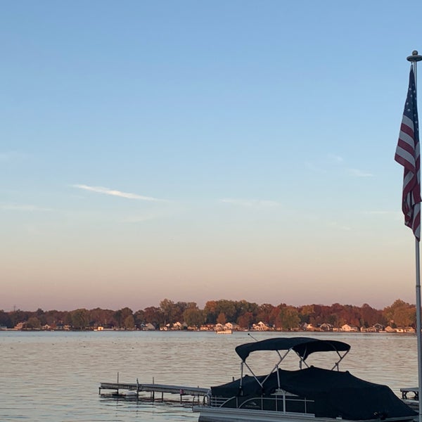 Simonton Lake 41.75024677850371,85.96707714465163