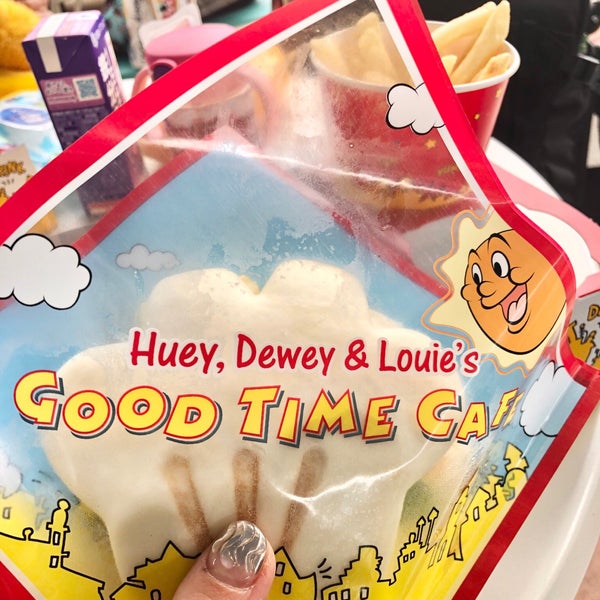 ヒューイ デューイ ルーイのグッドタイム カフェ Huey Dewey Louie S Good Time Cafe アメリカ料理店 ヒューイ デューイ ルーイのグッドタイム カフェ Huey Dewey Louie S Good Time Cafe アメリカ料理店