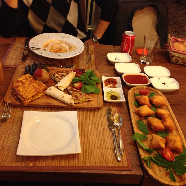 Photo taken at Afilli Mutfak by Saygın T. on 10/25/2015