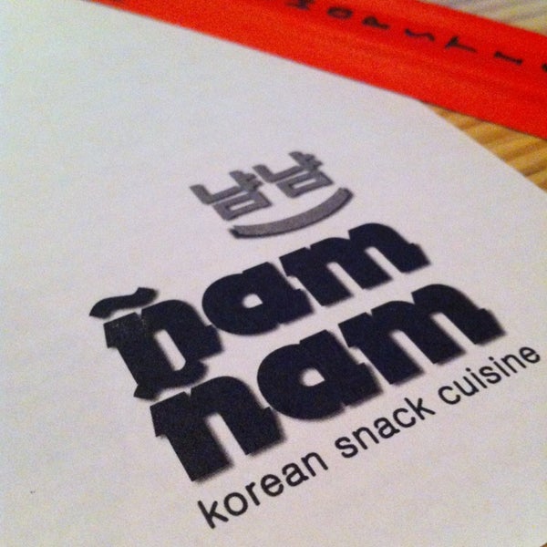Снимок сделан в Ñam Ñam Korean Snack Cuisine пользователем Margaret M. 2/2/2013