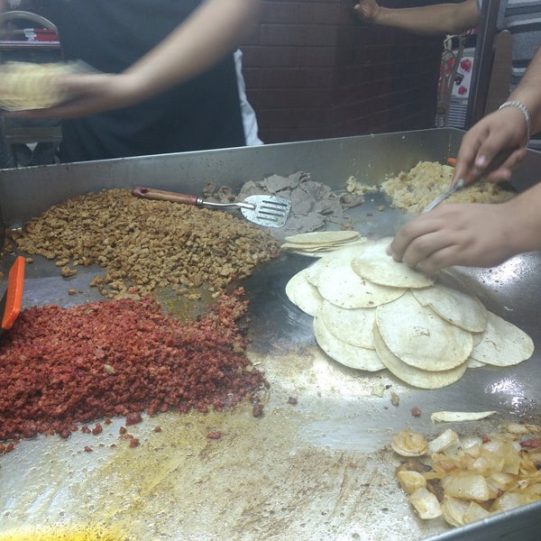 El Taco Con Papa la 56 y Obregón La Penal 2 tips de 186 visitantes