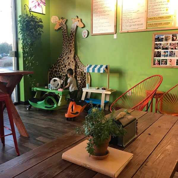 JuiceLand Vegan and Vegetarian Restaurant in Austin