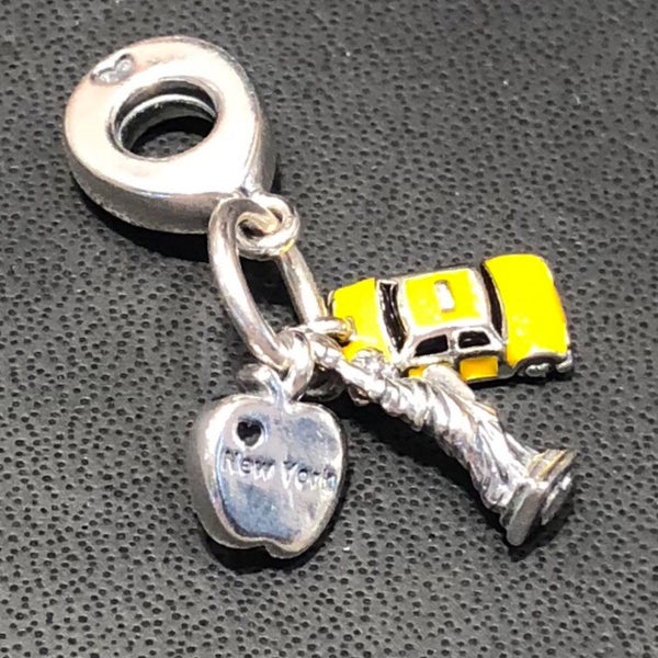 Smith haven 2024 mall pandora