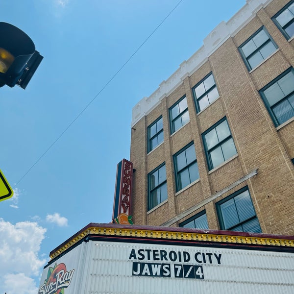 SunRay Cinema 5 Points Movie Theater in Jacksonville