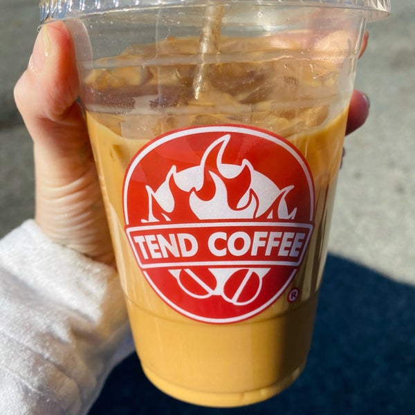 Foto tirada no(a) Tend Coffee por kat em 10/31/2020