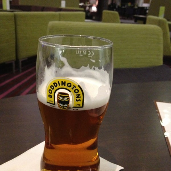 Photo taken at DoubleTree by Hilton Hotel London Heathrow Airport by John B. on 3/22/2013