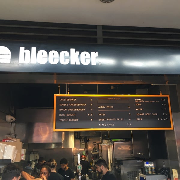 9/1/2017 tarihinde Edd H.ziyaretçi tarafından Bleecker Burger'de çekilen fotoğraf
