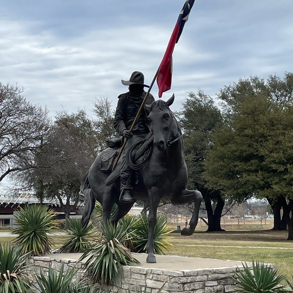 Das Foto wurde bei Texas Ranger Hall of Fame and Museum von deb am 1/20/2023 aufgenommen