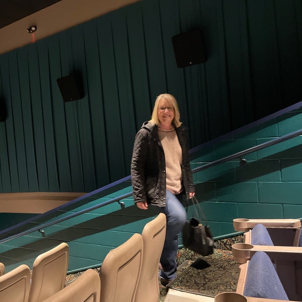 Linway Plaza Cinema 514 W Lincoln Ave