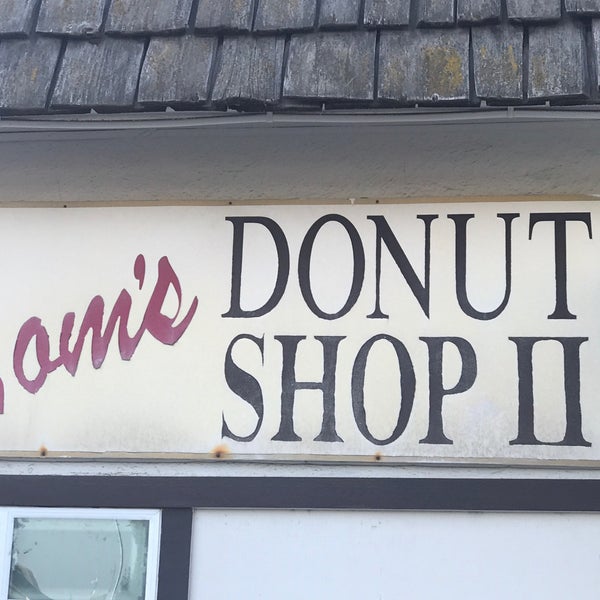 Tom's Donut Shop 3 tips from 70 visitors