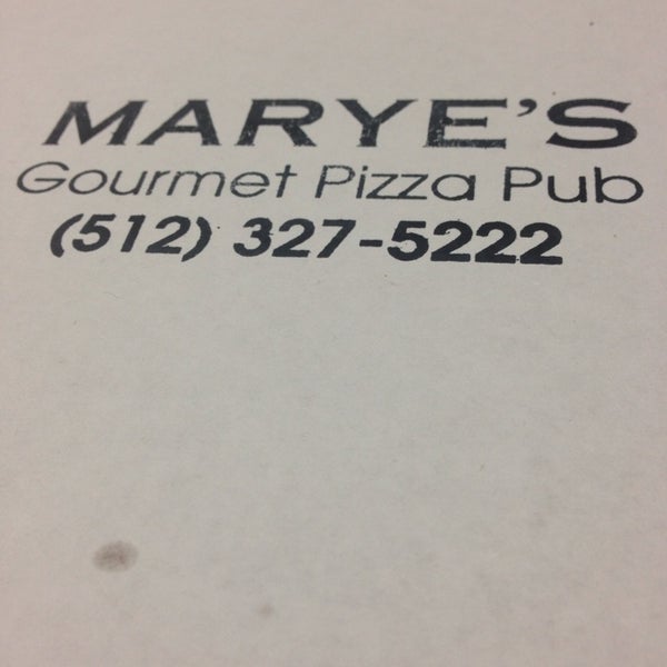 รูปภาพถ่ายที่ Marye&#39;s Gourmet Pizza Pub โดย Josh B. เมื่อ 9/23/2013