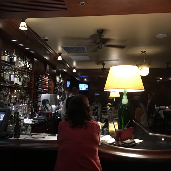 9/4/2016 tarihinde Shellie A.ziyaretçi tarafından Dickie Brennan&#39;s Steakhouse'de çekilen fotoğraf