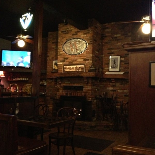 Foto tomada en Wexler&#39;s Tavern &amp; Eatery  por Shellie A. el 2/18/2013