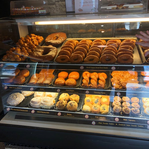 Photo taken at Round Rock Donuts by Salina S. on 10/31/2019