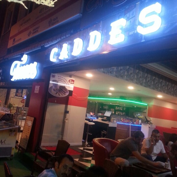 9/13/2013에 Selim O.님이 Times Caddesi Cafe &amp; Restaurant에서 찍은 사진