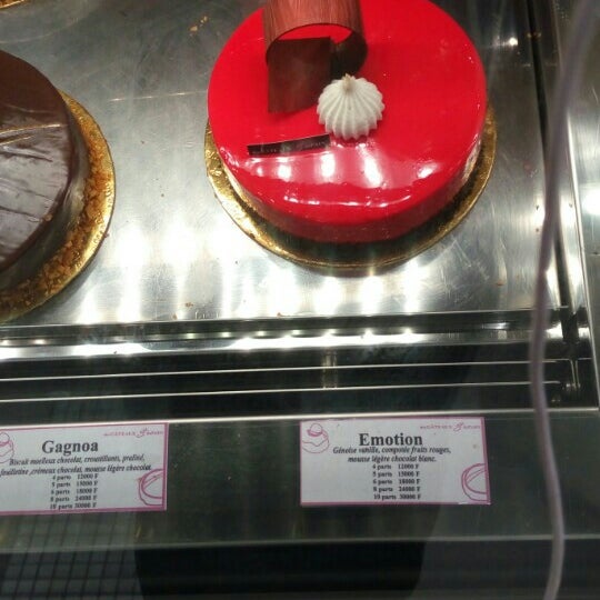 Photos At Des Gateaux Du Pain Abidjan Lagunes