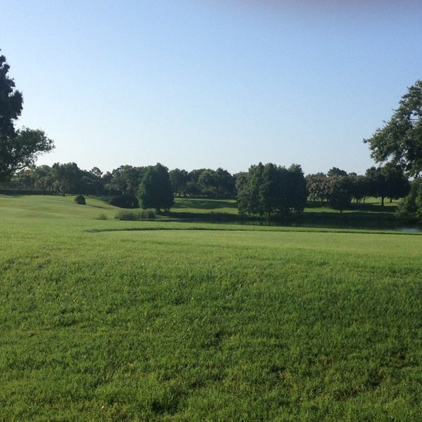 7/6/2013にAndrea K.がMetroWest Golf Clubで撮った写真
