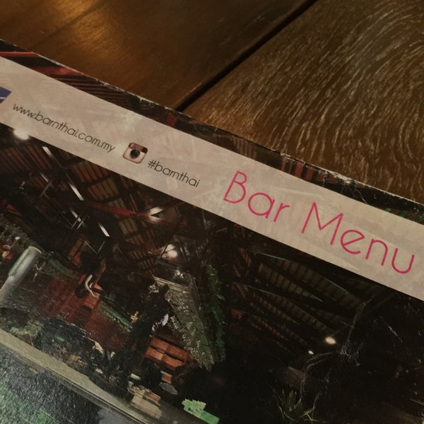 Foto diambil di Barn Thai Restaurant &amp; Bar oleh FS W. pada 7/23/2015