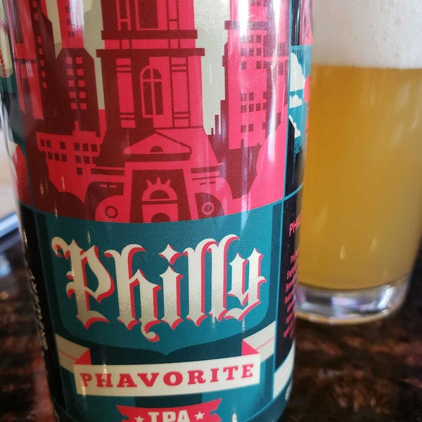 Pat's Pizza & Pasta/MVP Sports Lounge Pizzeria in Newark