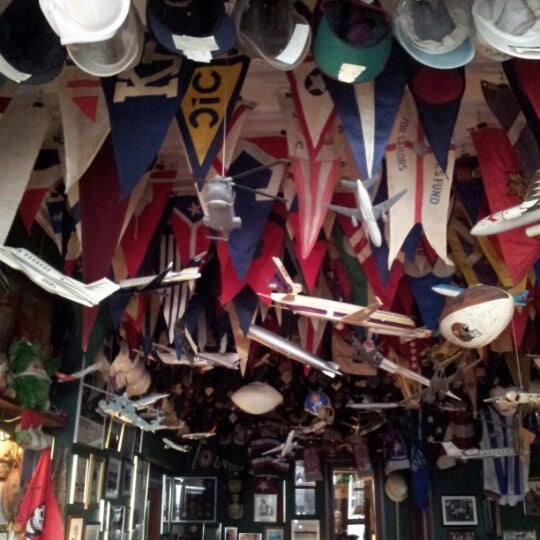 10/4/2012 tarihinde Andrew G.ziyaretçi tarafından The American Bar'de çekilen fotoğraf