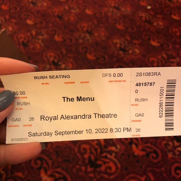 Photo taken at Royal Alexandra Theatre by Kristen🧁 on 9/11/2022