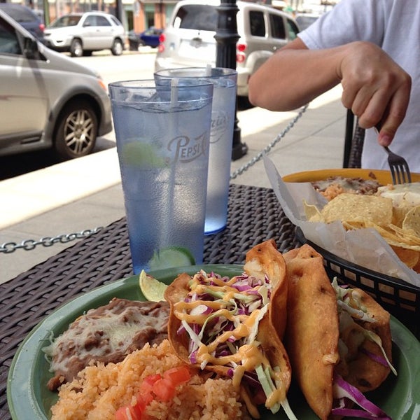 8/16/2013 tarihinde Andy W.ziyaretçi tarafından Maria&#39;s Mexican Restaurant'de çekilen fotoğraf