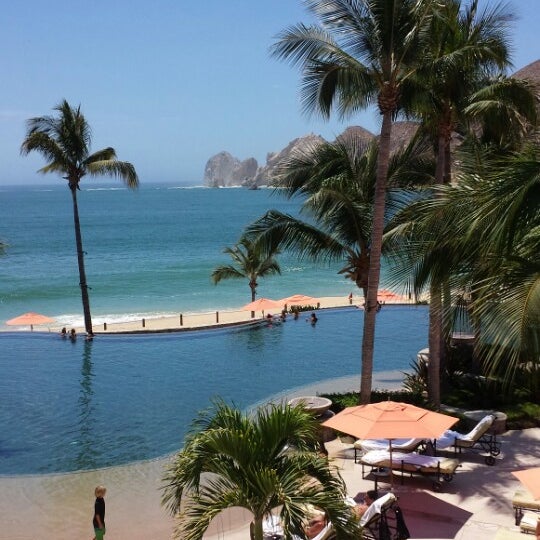 Снимок сделан в Hacienda Beach Club &amp; Residences пользователем Victor G. 6/27/2013