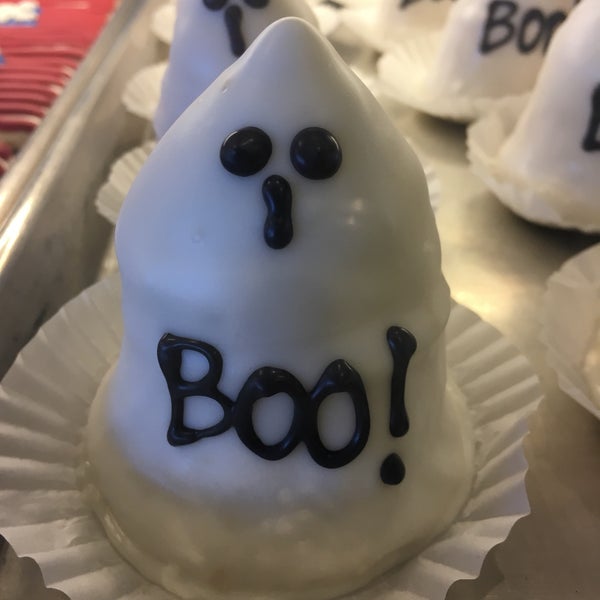 Cake Box Bakery (Now Closed) Arlington Heights, IL