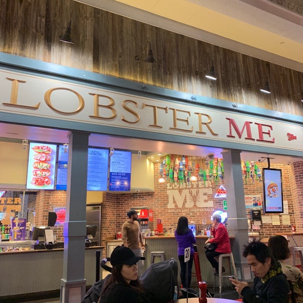 Photo taken at Lobster ME by Raul A. on 1/18/2019