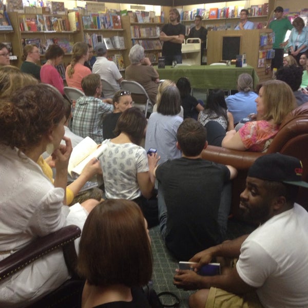 Photo taken at Park Road Books by Jessica S. on 5/14/2014