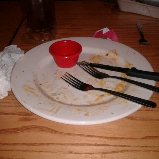 Photo taken at Chili&#39;s Grill &amp; Bar by Peggy Keith L. on 11/30/2012