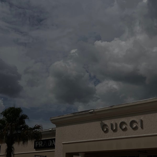 GUCCI ORLANDO OUTLET - 14 Photos & 35 Reviews - 8200 Vineland Ave, Orlando,  Florida - Leather Goods - Phone Number - Yelp