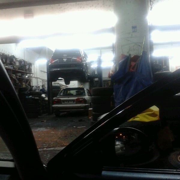 Photos At Bengkel Servis Kereta Orient Automotive Shop In Bandar Country Homes