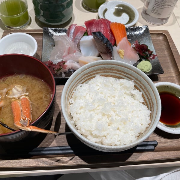 Photos At 函館まるかつ水産 Sushi Restaurant In 港区