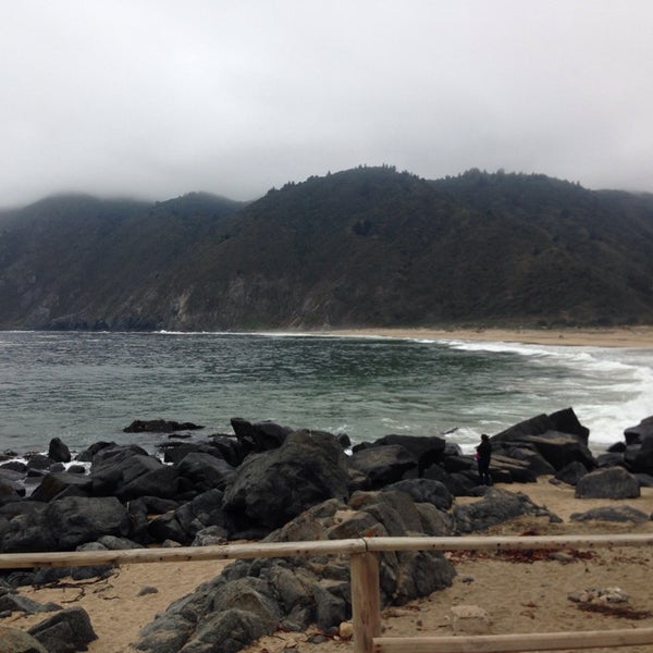 Photo taken at Playa Grande Quintay by Eduardo G. on 2/18/2014