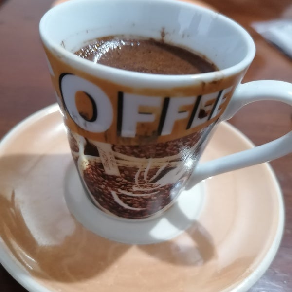 Photo prise au Yeşilçam Kumda Kahve par 🌸 le9/25/2019