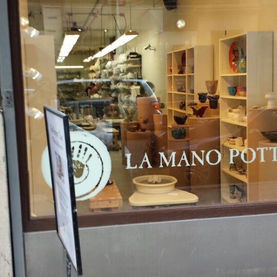 Photo taken at La Mano Pottery by Nickolias V. on 6/9/2013