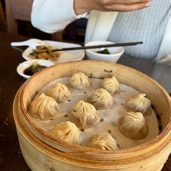 Photo taken at Din Tai Fung by Ming X. on 7/19/2022