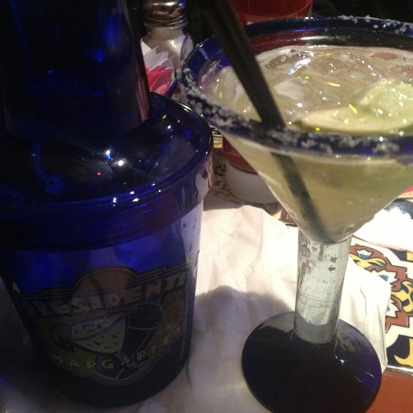 Photo taken at Chili&#39;s Grill &amp; Bar by Liz L. on 3/2/2013