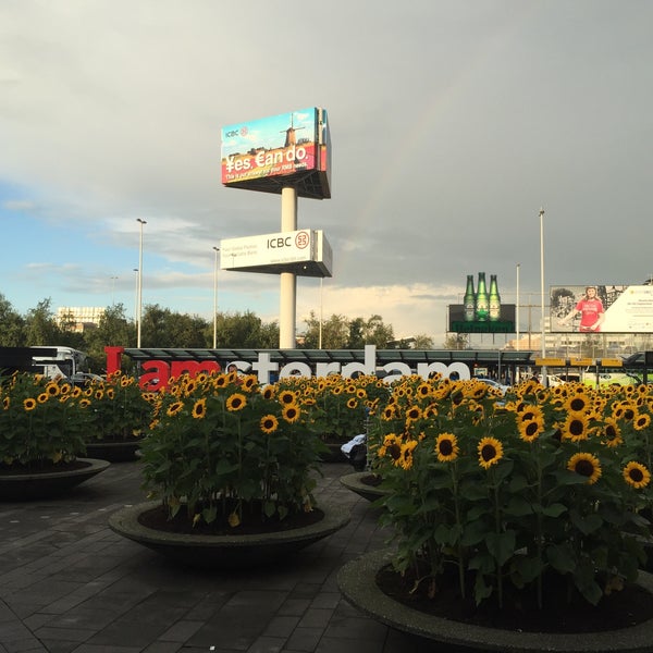 Das Foto wurde bei Flughafen Amsterdam Schiphol (AMS) von Selina W. am 9/3/2015 aufgenommen