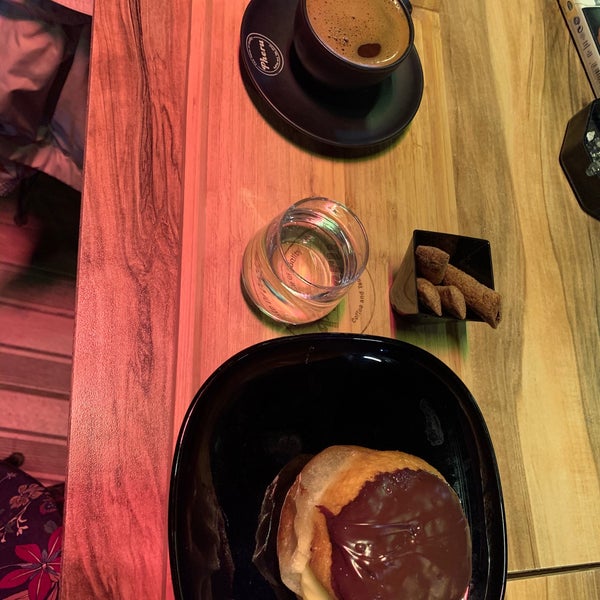 Foto tirada no(a) Pheru Coffee and Tea Shop por S. 🐆 em 11/12/2019