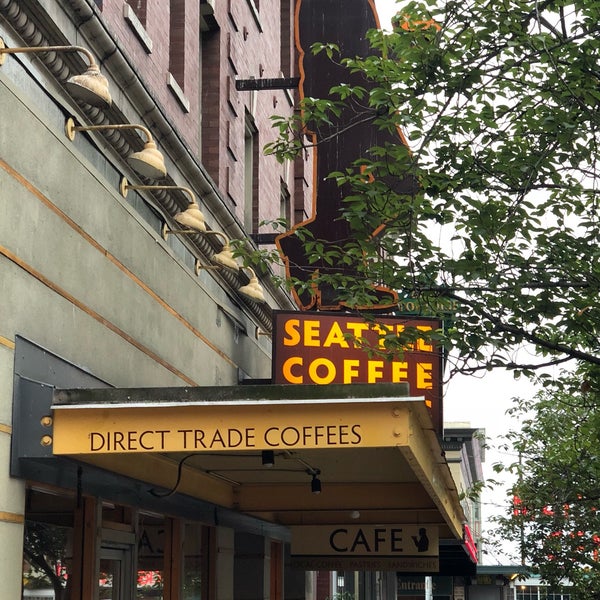 รูปภาพถ่ายที่ Seattle Coffee Works โดย M J. เมื่อ 7/31/2018