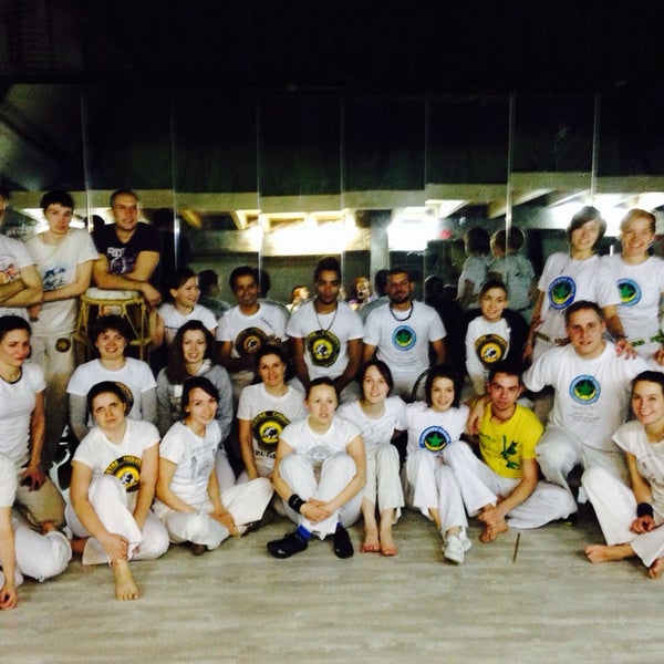 4/4/2014 tarihinde Georgy K.ziyaretçi tarafından Capoeira sem fronteira'de çekilen fotoğraf