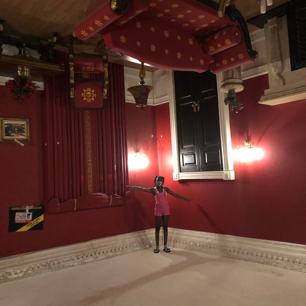 All 28+ Pictures upside down white house wisconsin dells prices Completed All 28+ Pictures upside down white house wisconsin dells prices Completed