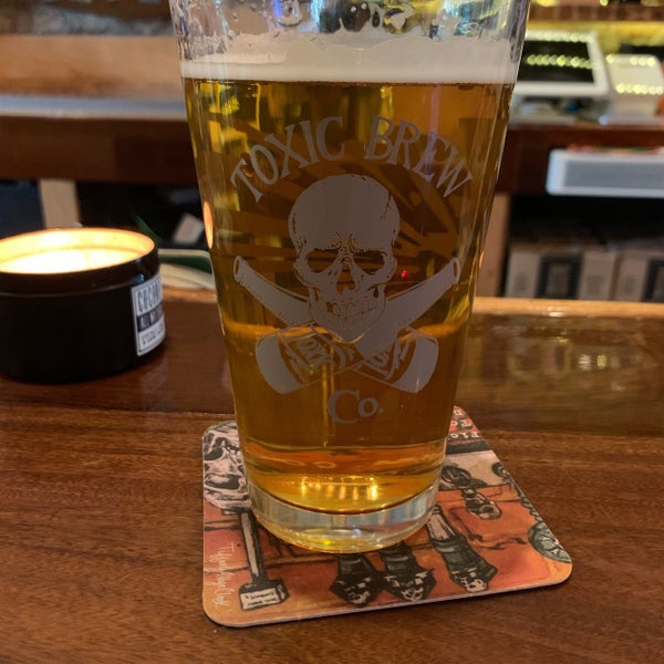 Photo taken at Toxic Brew Company by Susan D. on 9/21/2019